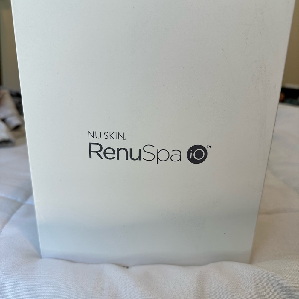 Skin RenuSpa iO Bath & Body Tool - White